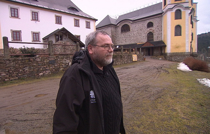 Povinnosti nejen svat� 