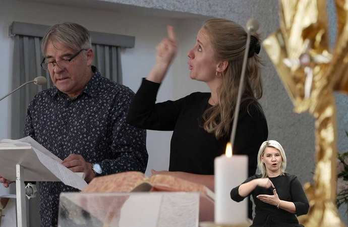 Cesty v�ry: Vid�li jsme slovo Bo��