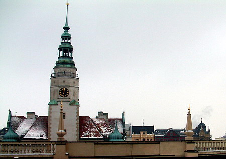 Pohled ze stechy Slezskho divadla