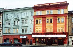 Průčelí Švandova divadla